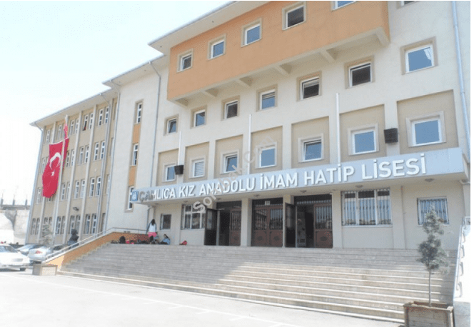 Çamlıca Kız Anadolu İmam Hatip lisesi